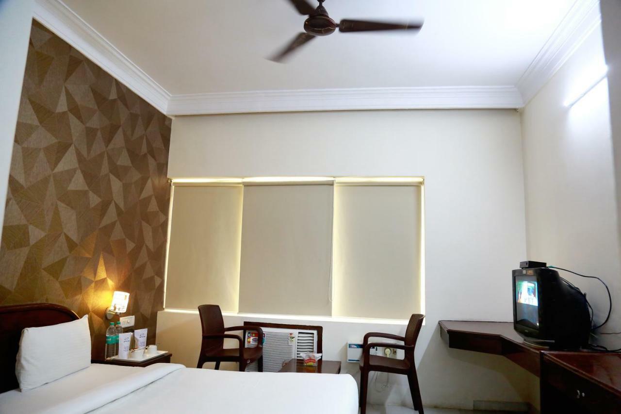 Hotel Shridevi Park Chennai Exterior foto